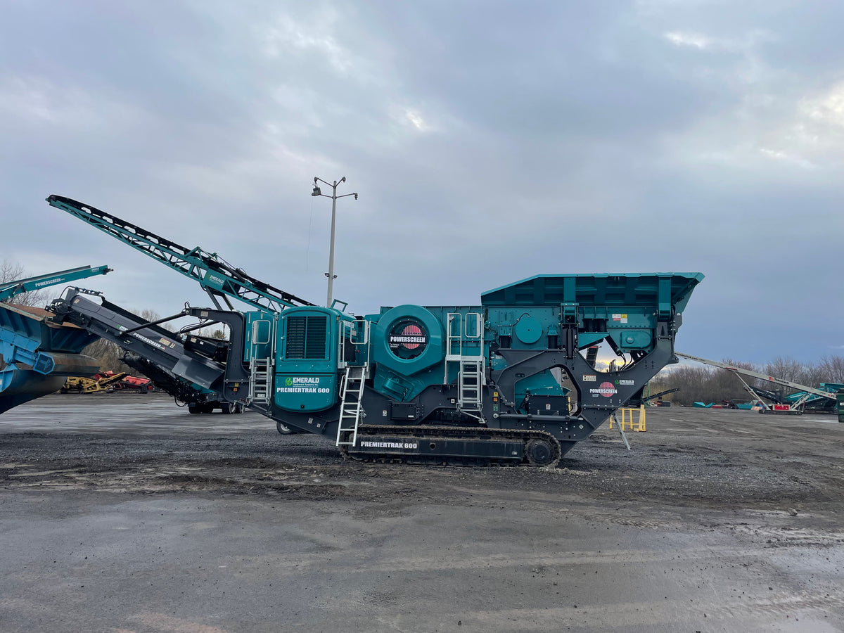 【貴重】 POWER TEAM BATTLE STATION Playsets Battle Base (Wheeled Warriors, Lightning League