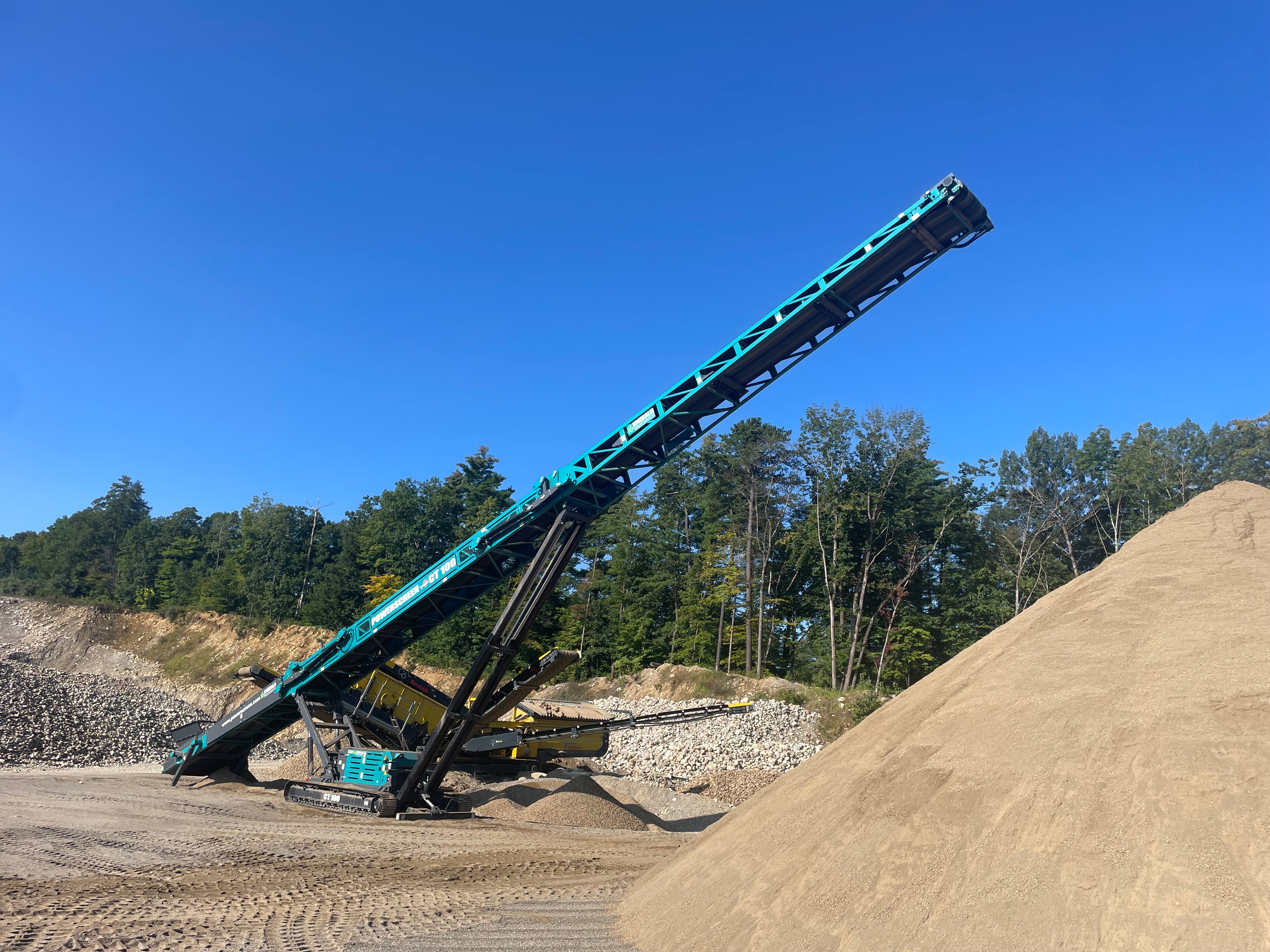 Phoenix 2100 Wheel Trommel – Emerald Equipment Systems Inc