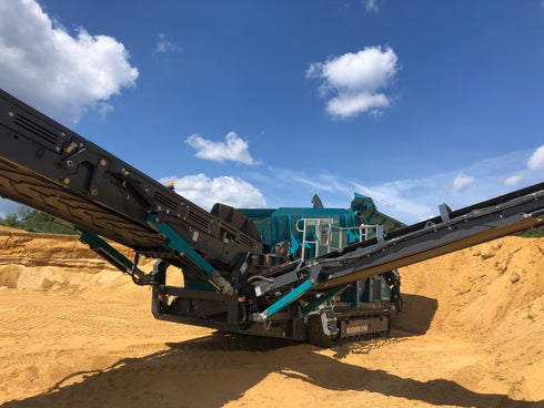 2024 POWERSCREEN WARRIOR 2100 APRON S3138