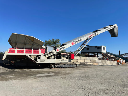 2020 TELESTACK LF820 REV U2752